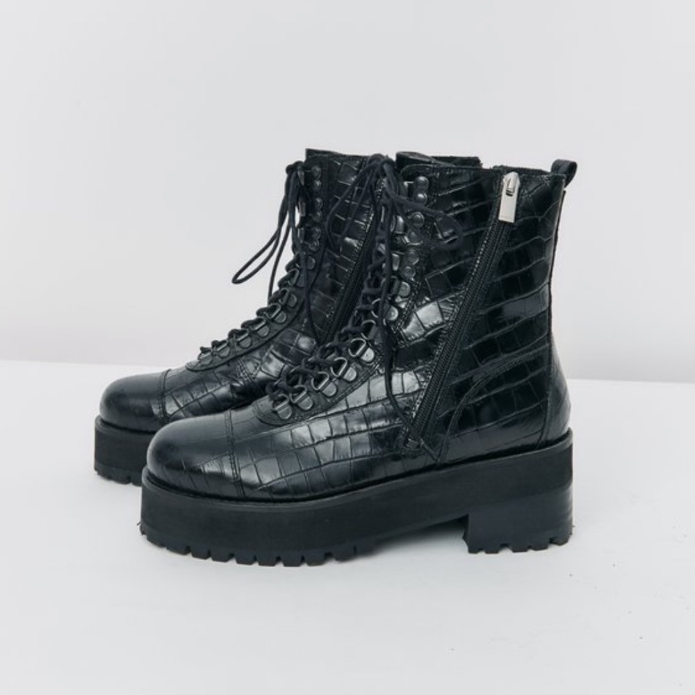 Kooples Women's Black Leather Lace-up Boots W/ Notched Soles